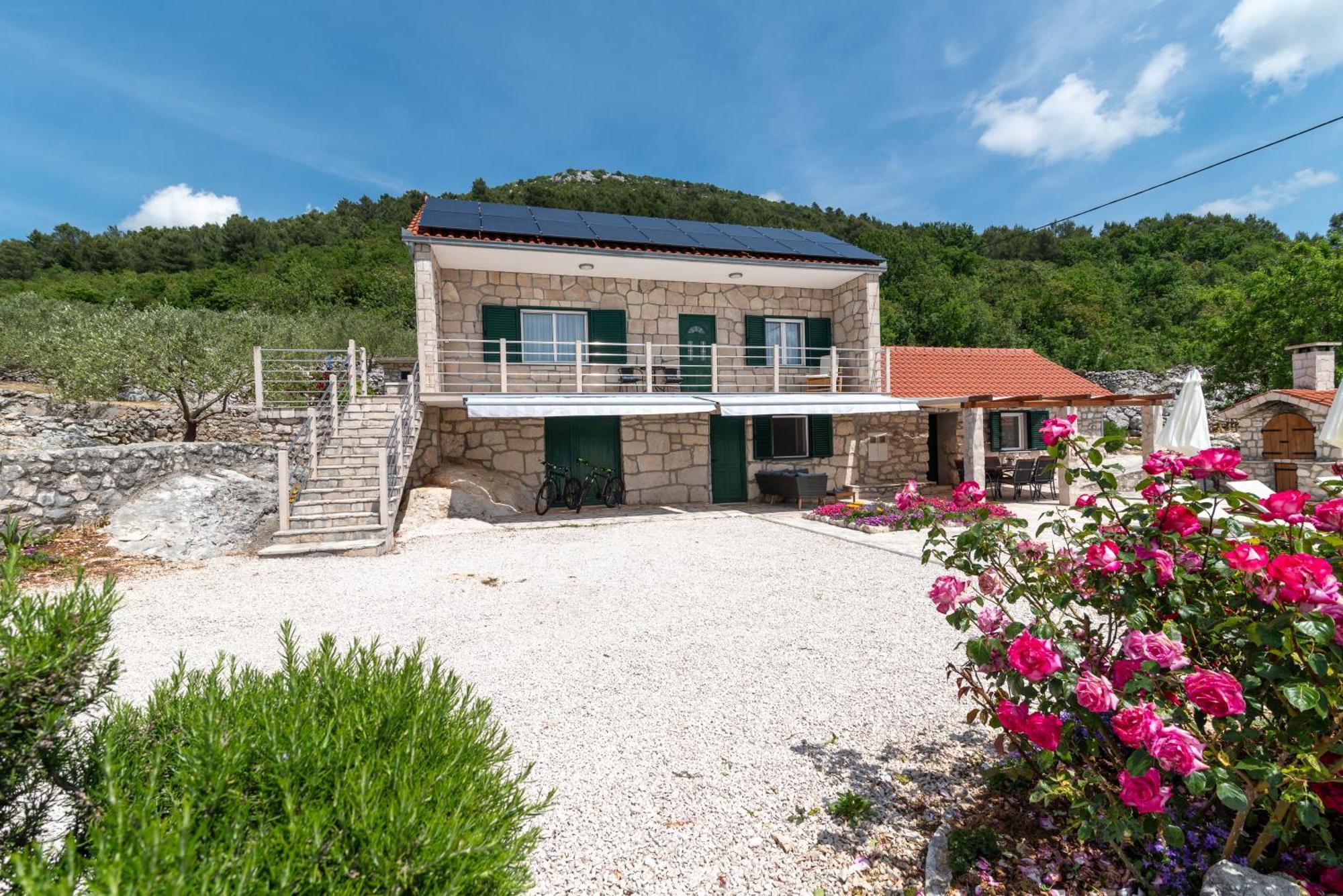 Villa Zuza Bristivica Экстерьер фото