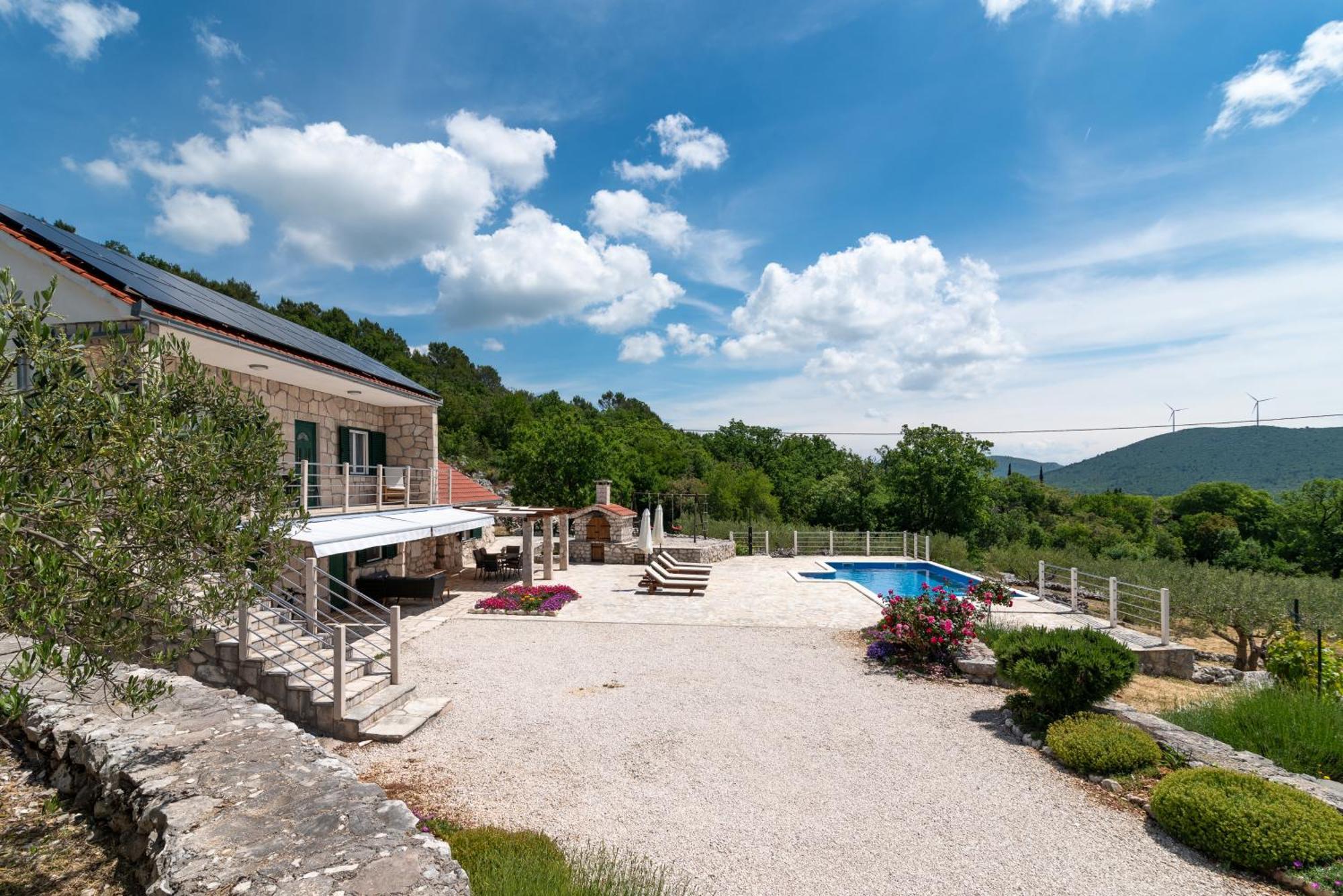 Villa Zuza Bristivica Экстерьер фото