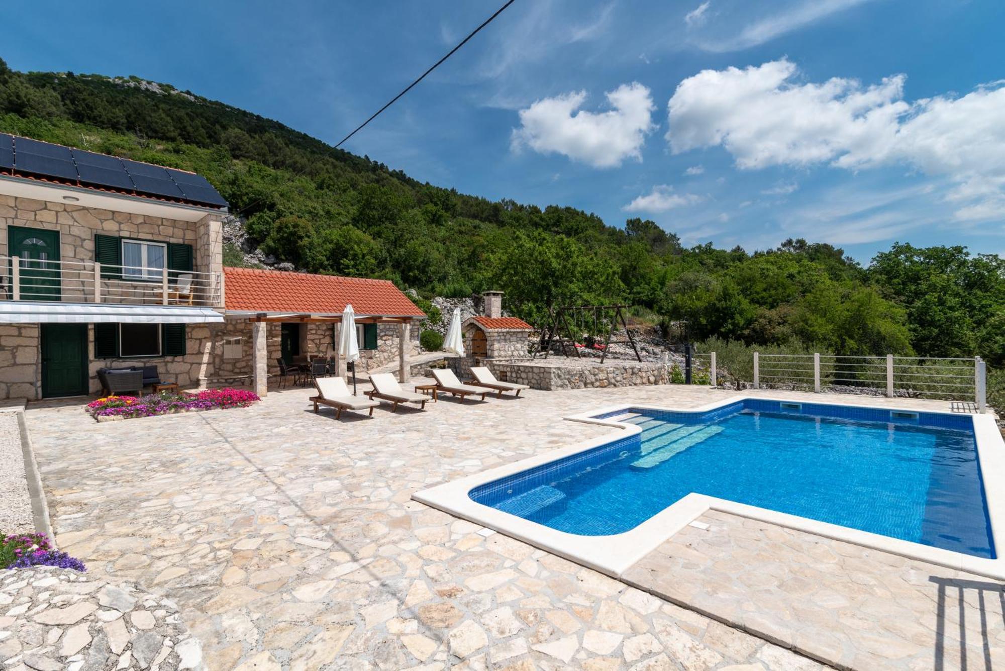 Villa Zuza Bristivica Экстерьер фото