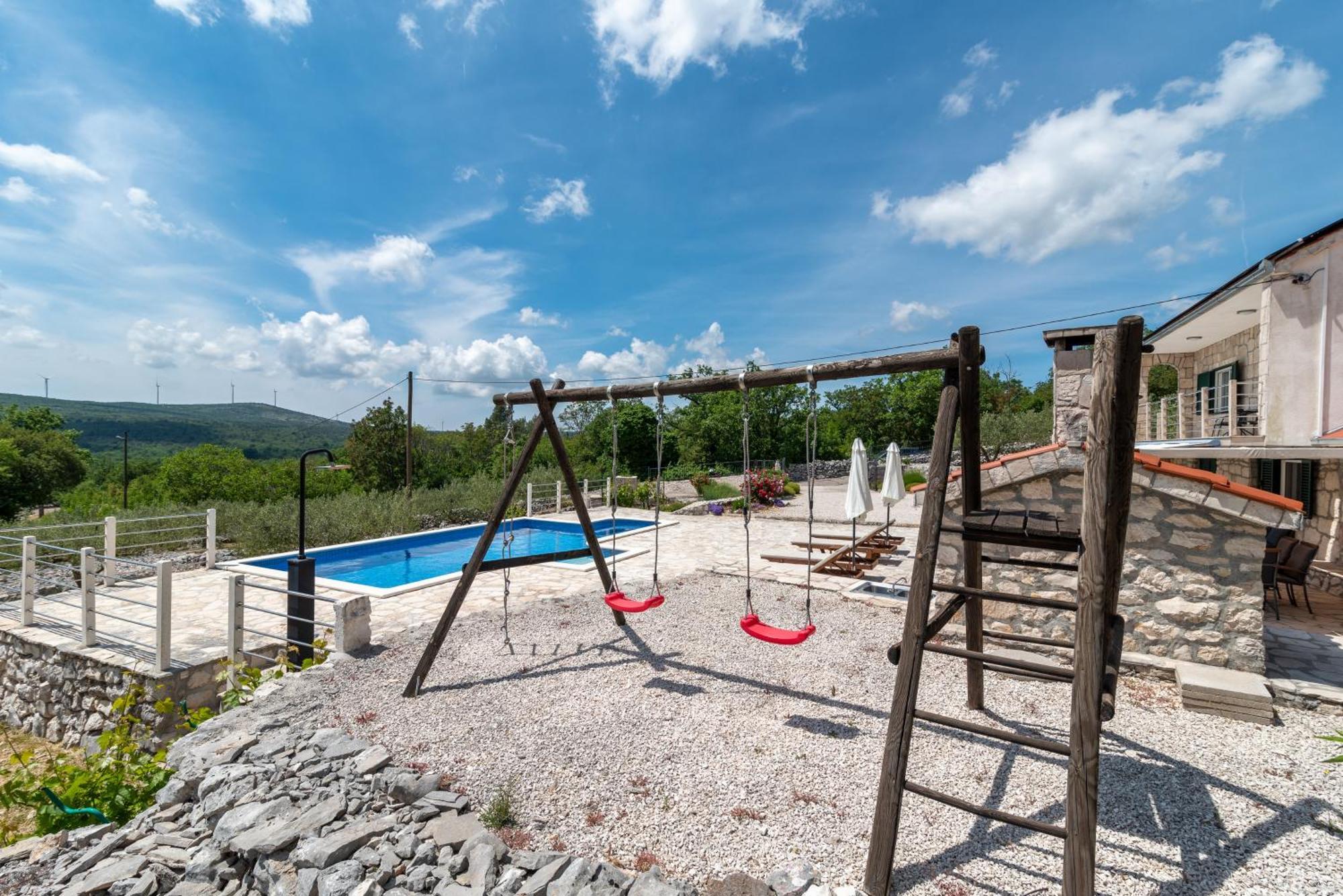Villa Zuza Bristivica Экстерьер фото