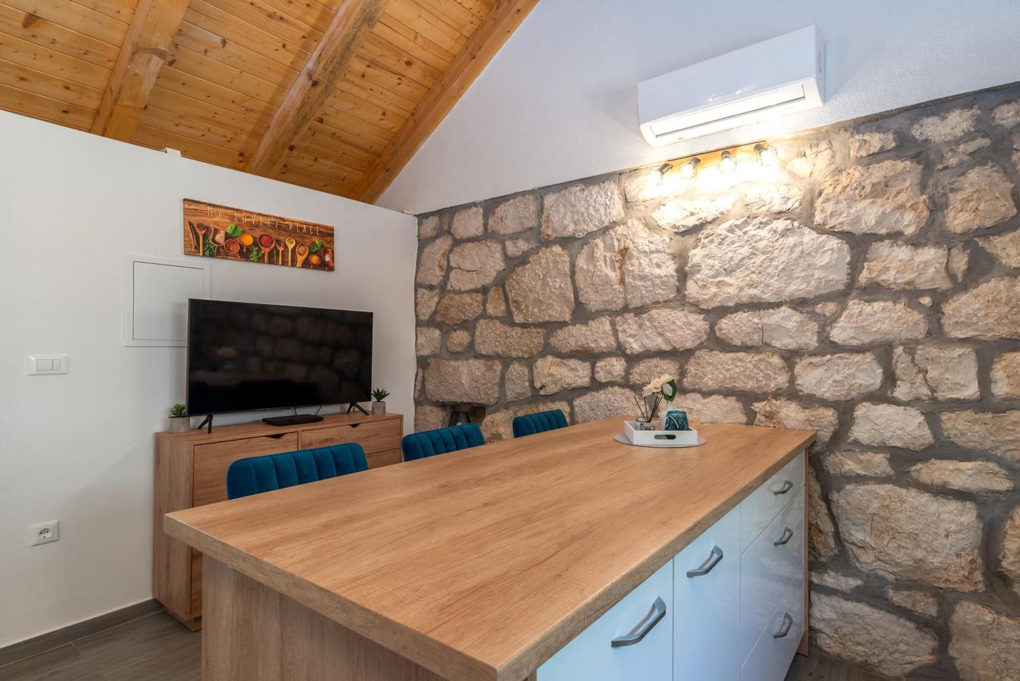Villa Zuza Bristivica Экстерьер фото