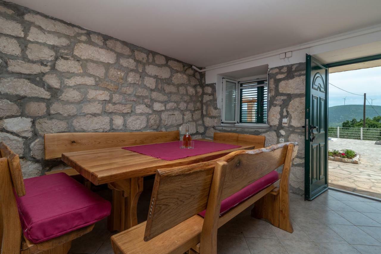 Villa Zuza Bristivica Экстерьер фото