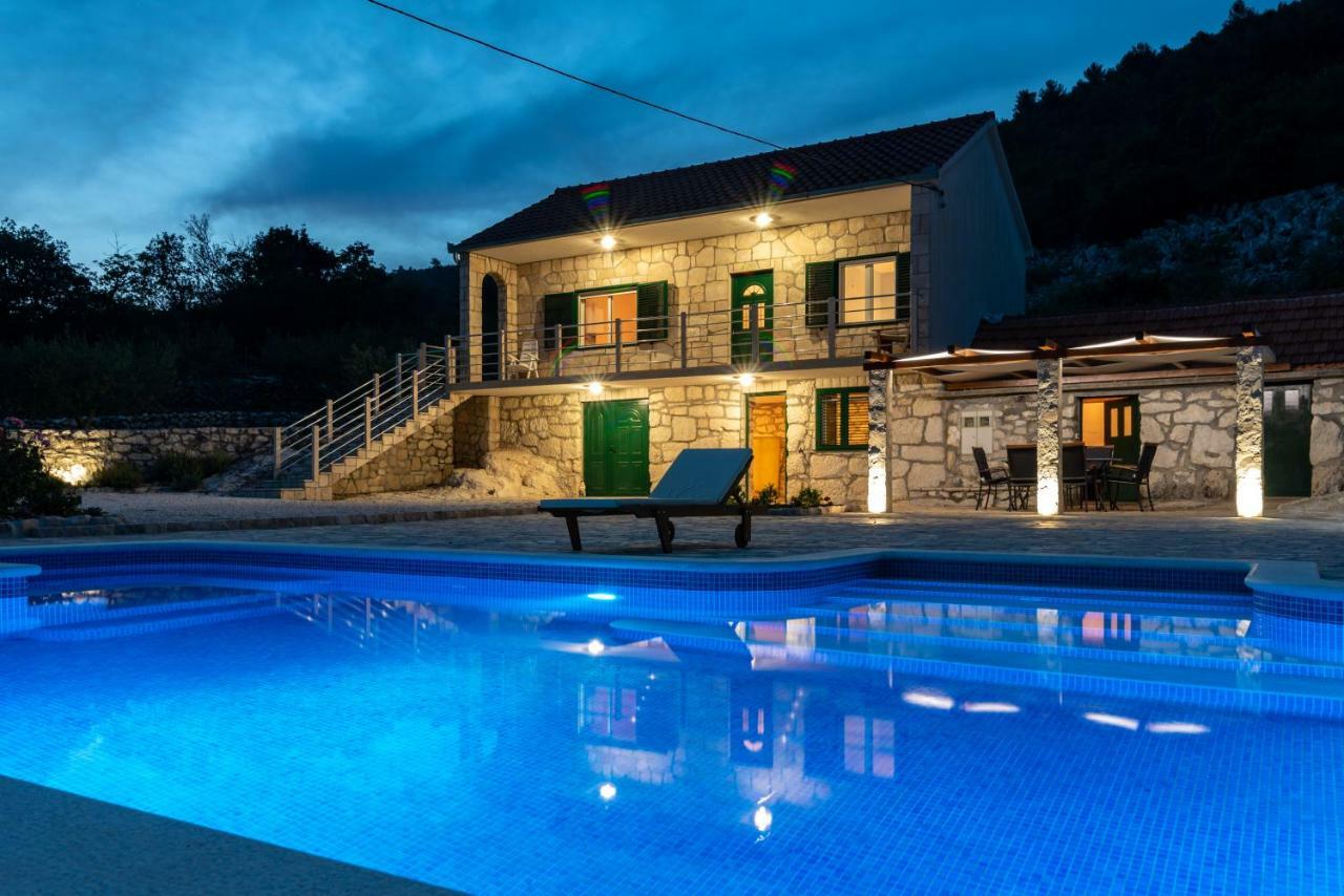 Villa Zuza Bristivica Экстерьер фото