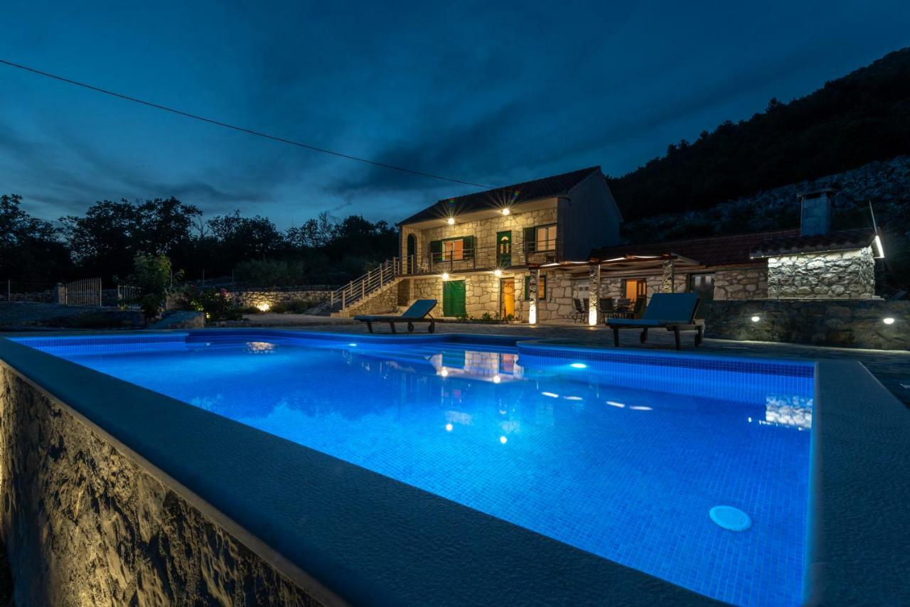 Villa Zuza Bristivica Экстерьер фото