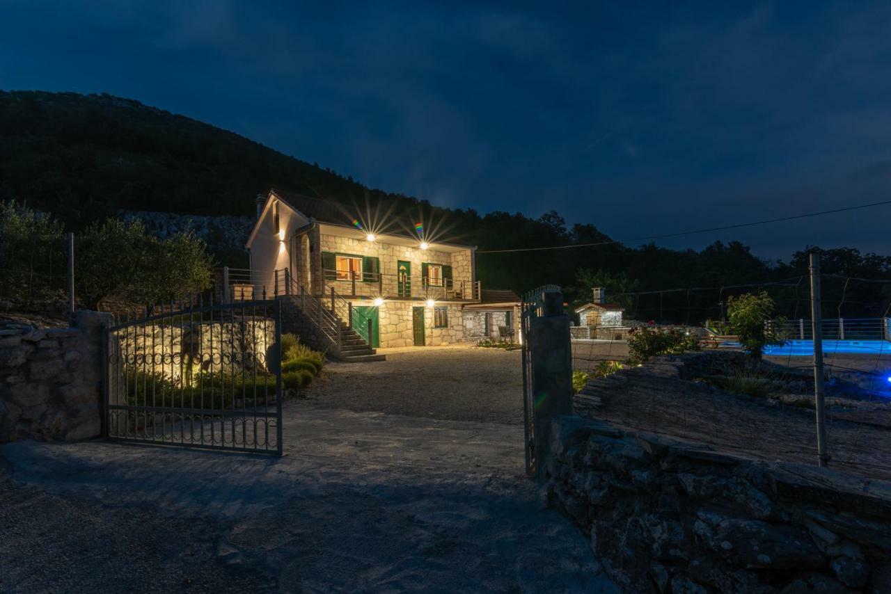Villa Zuza Bristivica Экстерьер фото