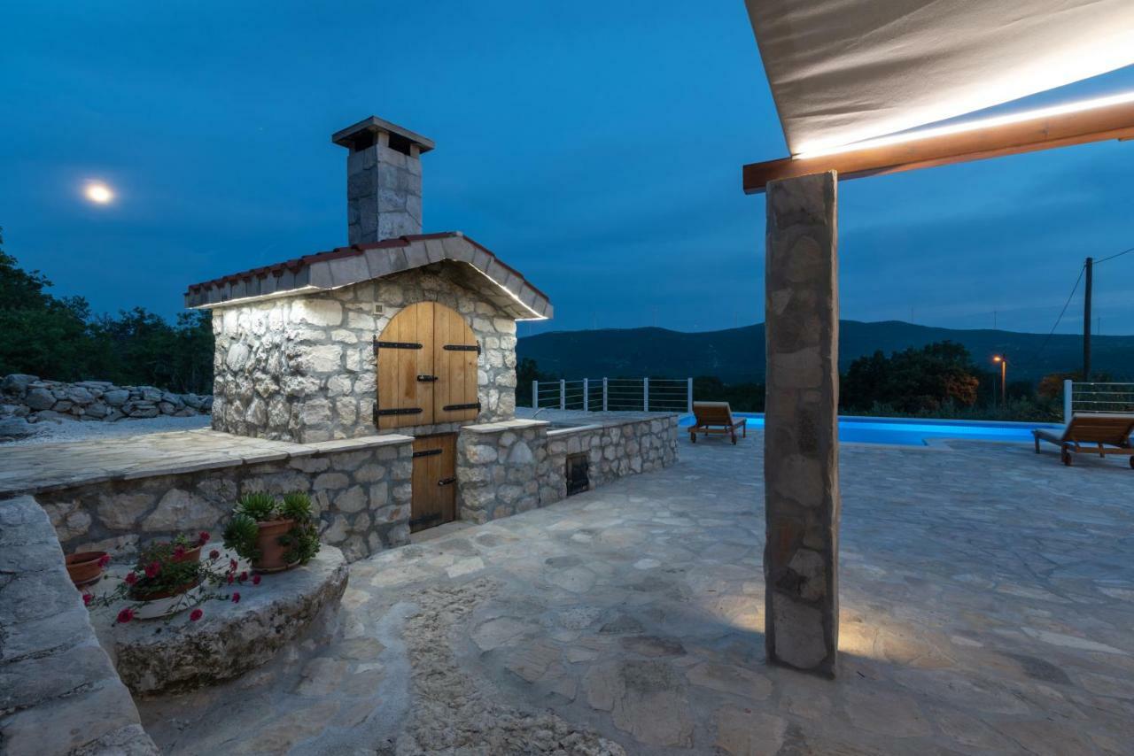 Villa Zuza Bristivica Экстерьер фото