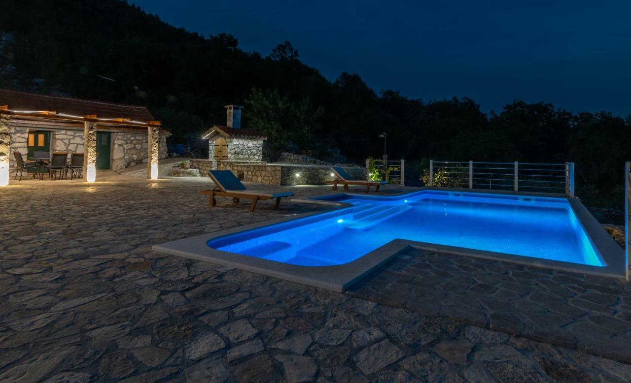Villa Zuza Bristivica Экстерьер фото