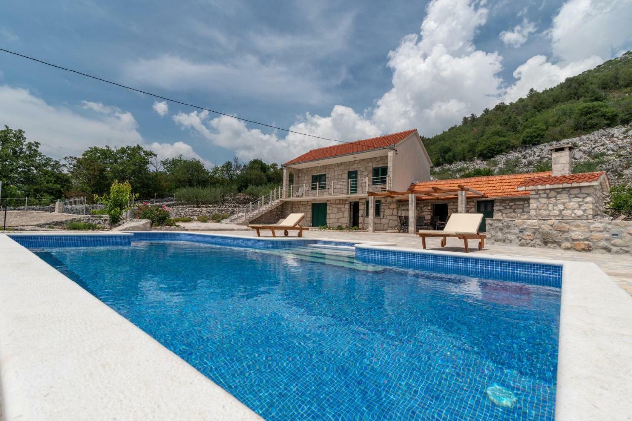Villa Zuza Bristivica Экстерьер фото