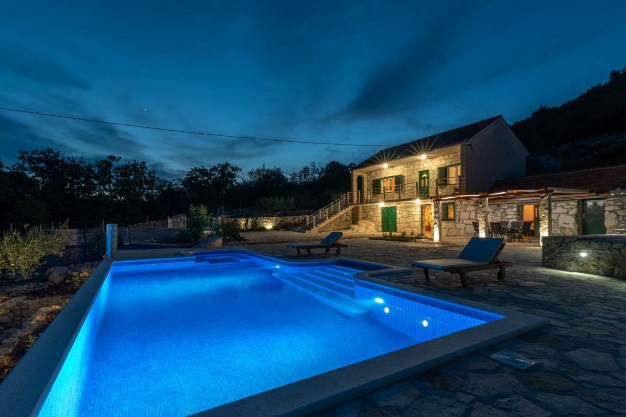 Villa Zuza Bristivica Экстерьер фото