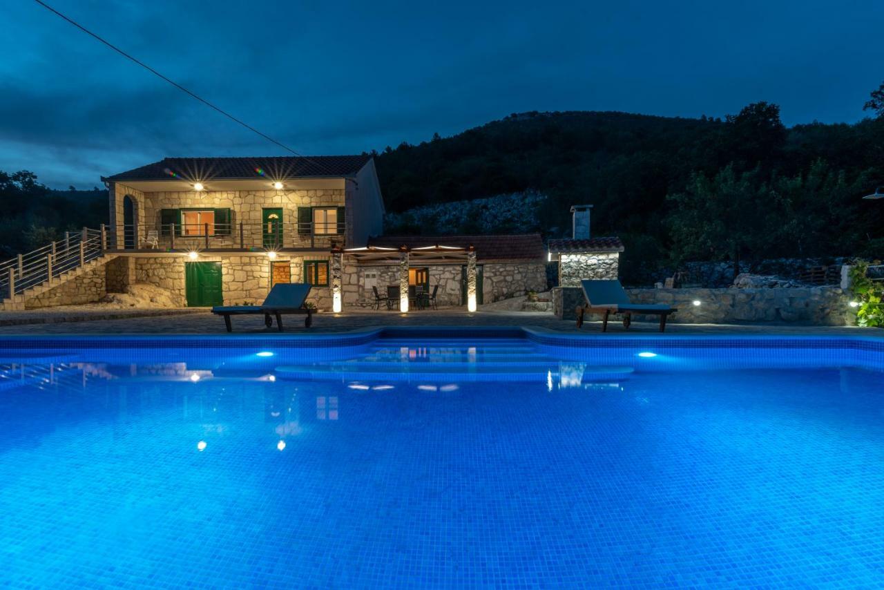 Villa Zuza Bristivica Экстерьер фото
